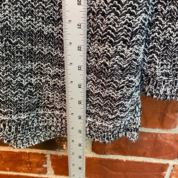 J. Jill Womens Large Gray Black Chunky Crochet Knit Grandpa Cardigan Sweater - Picture 8 of 10